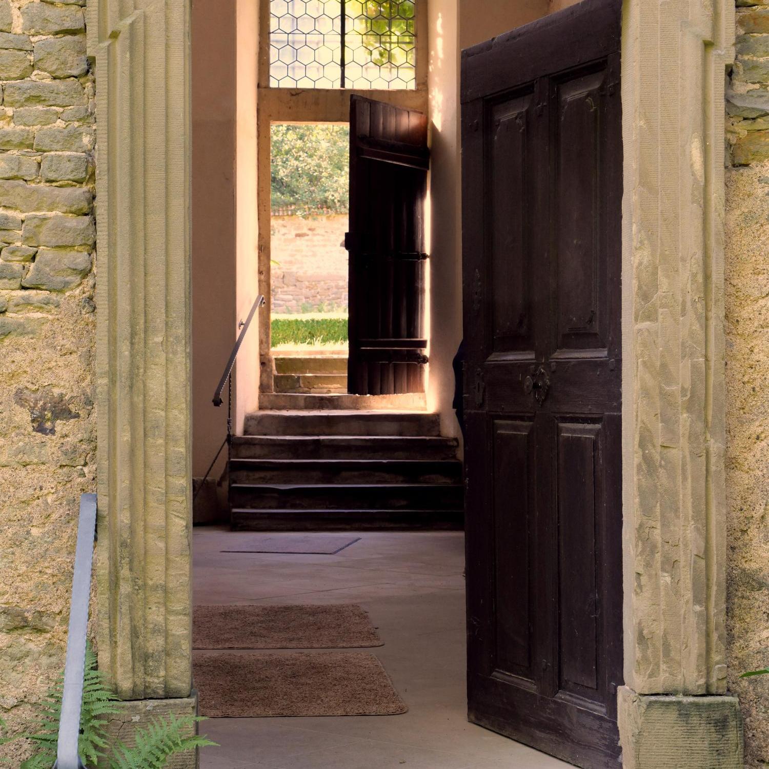 4414_kircheneingaenge_by_peter_weidemann_pfarrbriefservice