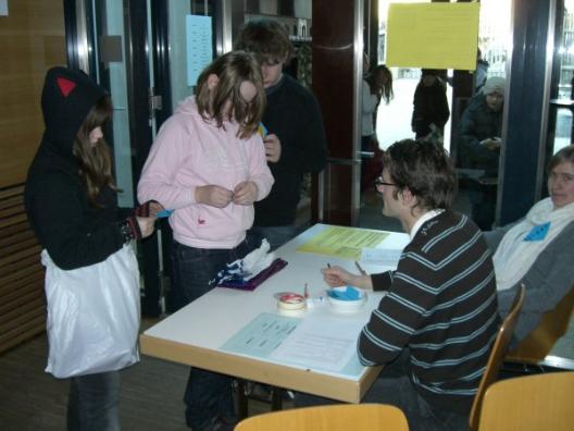 DREI--2009--STERNSINGERAKTION--STERNSINGER--STERNSINGERTAG--KINDER--KÖNIG--MINIS--PFARRHEIM