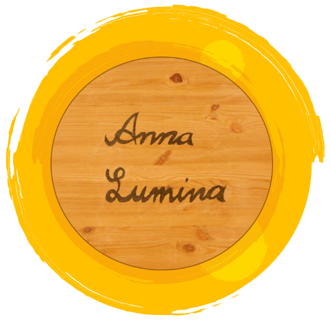 (c) Anna Lumina Anna Lumina