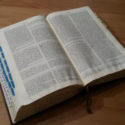Aufgeschlagene Bibel