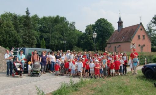 Wallfahrt der Heinrichsspatzen